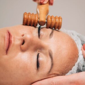 Maderoterapia facial